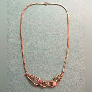 Vintage AVON Necklace,  Excellent Condition,  Unmarked